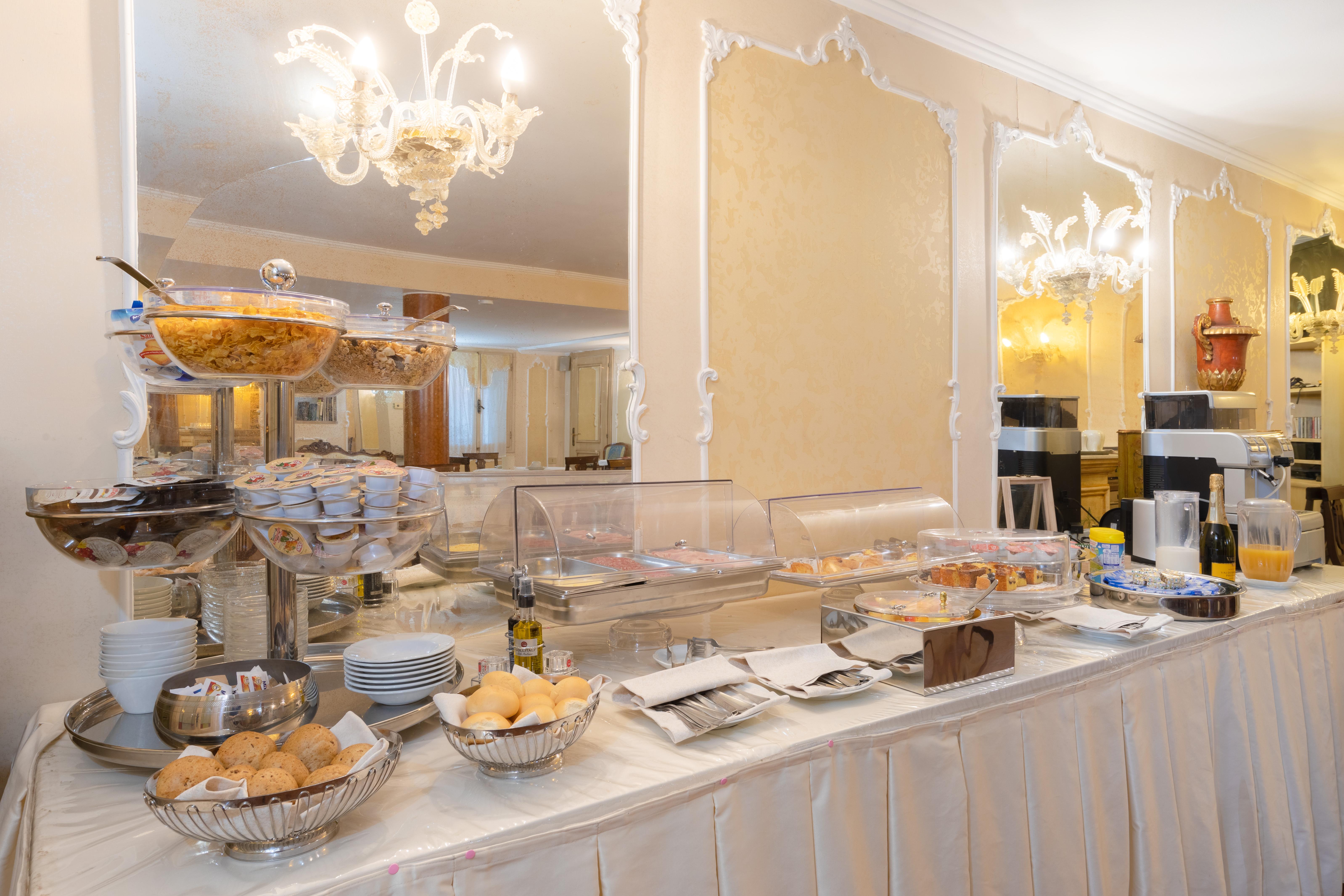Hotel San Giorgio Venesia Bagian luar foto