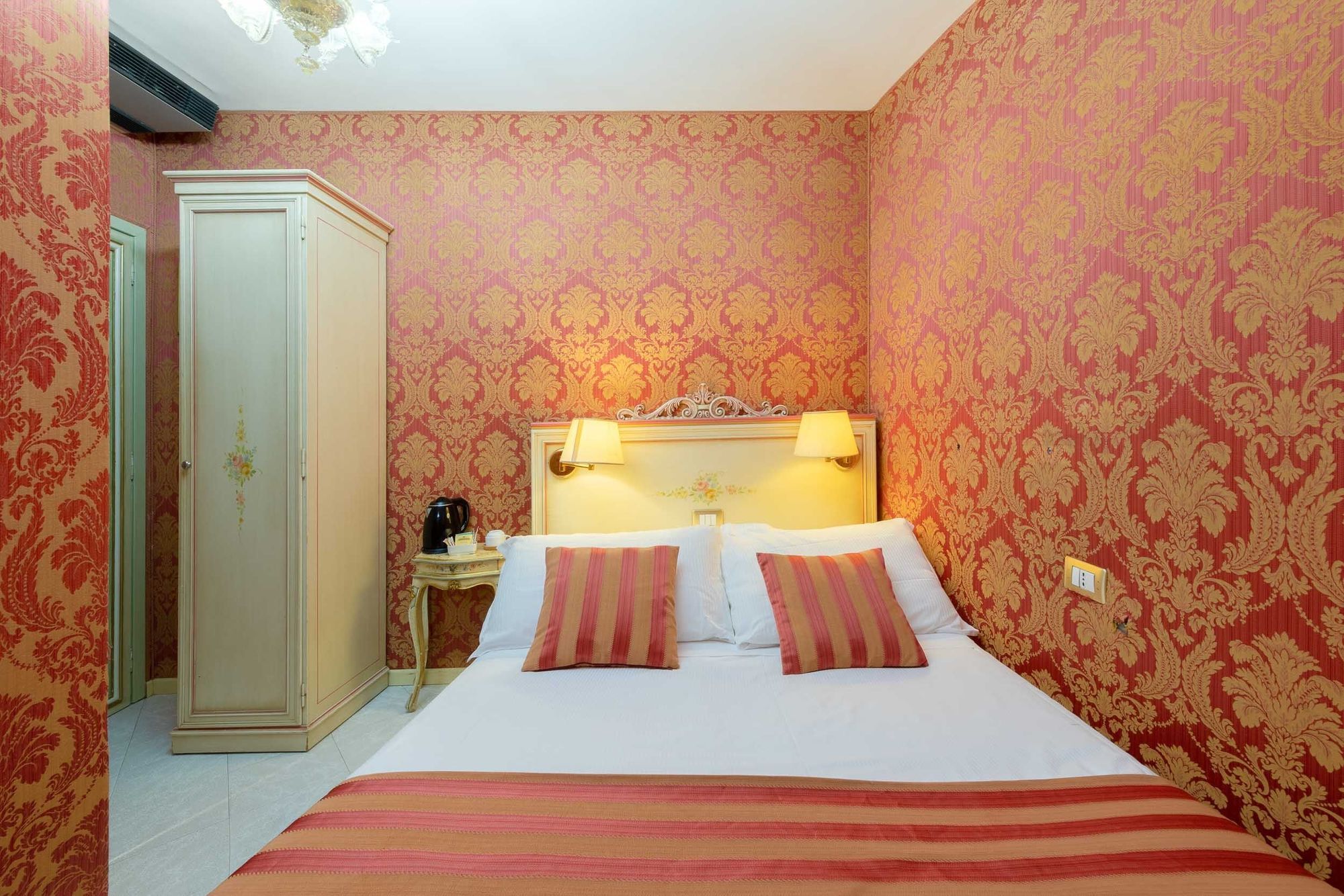 Hotel San Giorgio Venesia Bagian luar foto